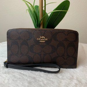 Coach Large Phone Case Wallet